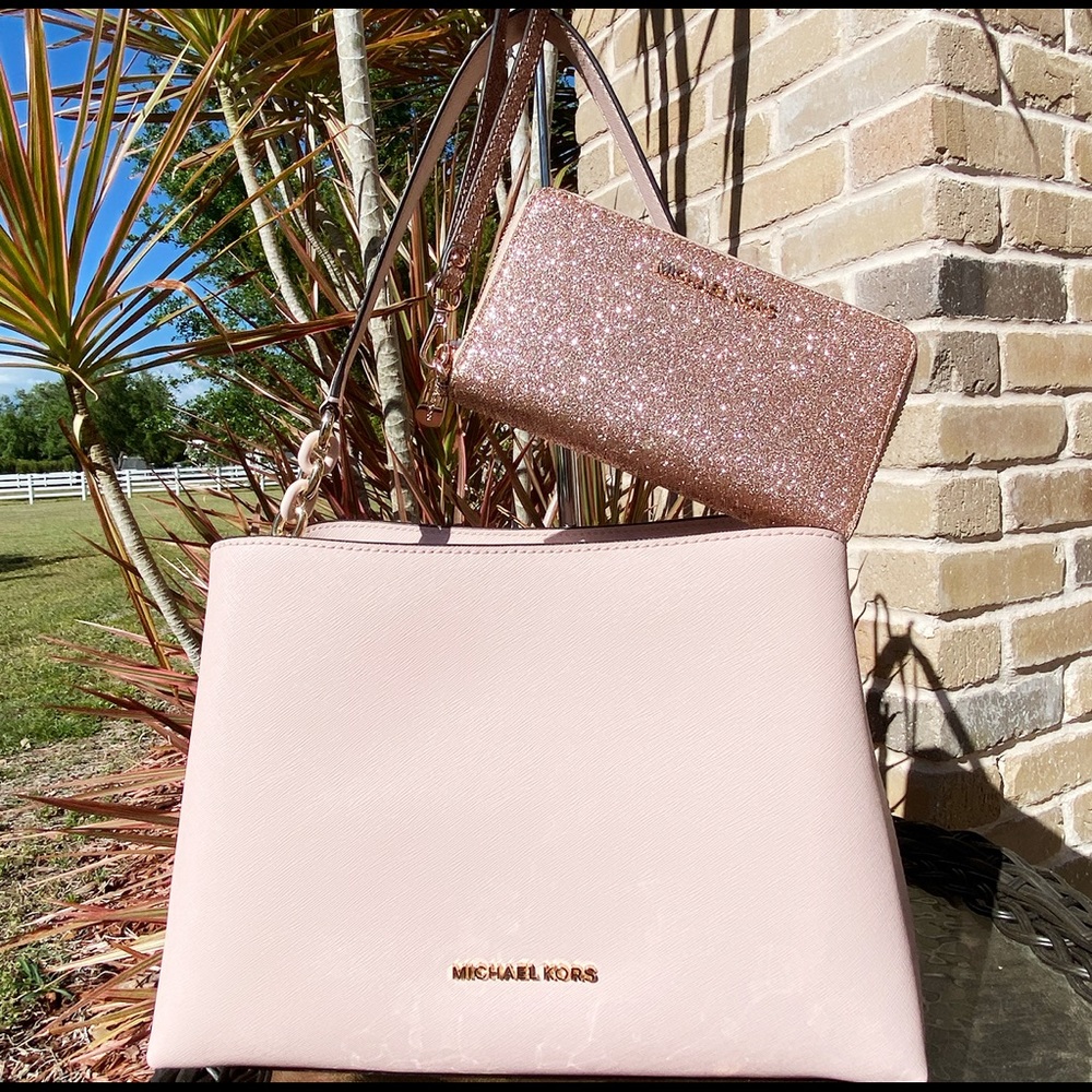 Michale kors large satchel & wallet - Picture 3 of 8